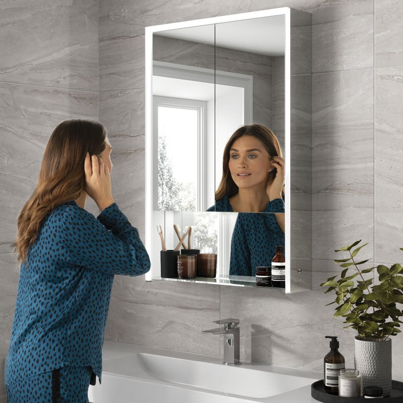 Verve Illuminated Bathroom Mirrored Cabinet 50-50cm x 90cm x 15cm