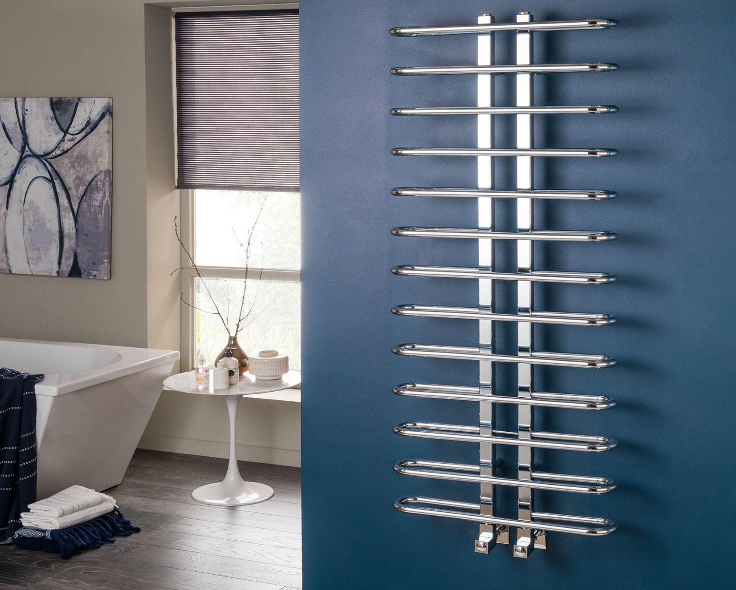 Contemporary Draco Towel Rail Heating Only - Chrome 1000x500