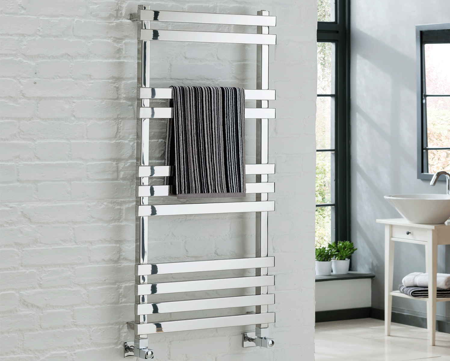 Contemporary Gallant Towel Rail Heating-Brushed Stainless Steel 900x500